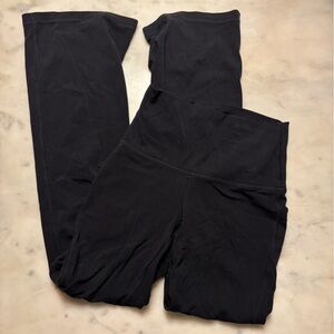 Aritzia Black leggings